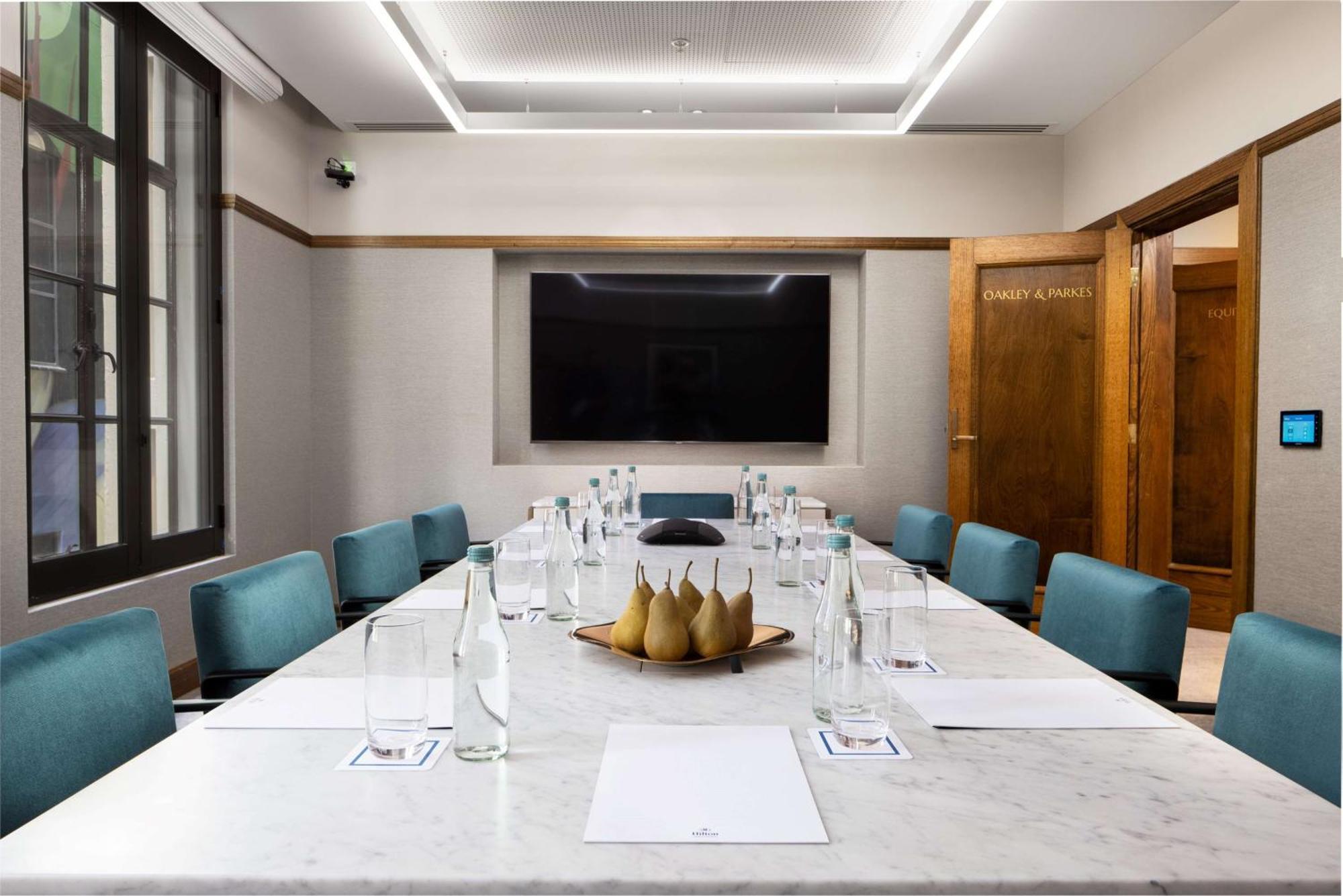 Hilton Melbourne Little Queen Street Extérieur photo Meeting room at the hotel