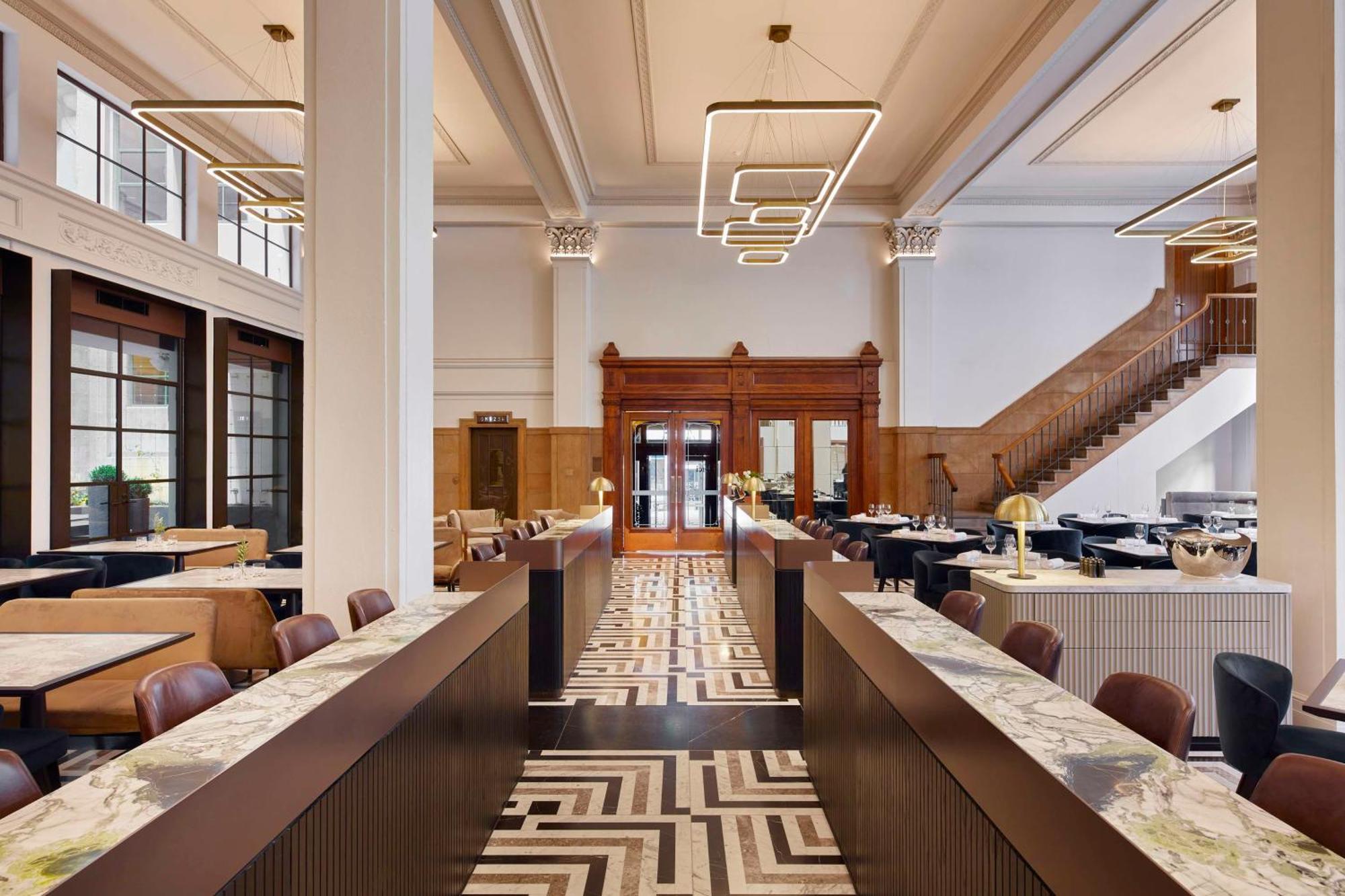 Hilton Melbourne Little Queen Street Extérieur photo The restaurant at The Ivy, St John's Wood