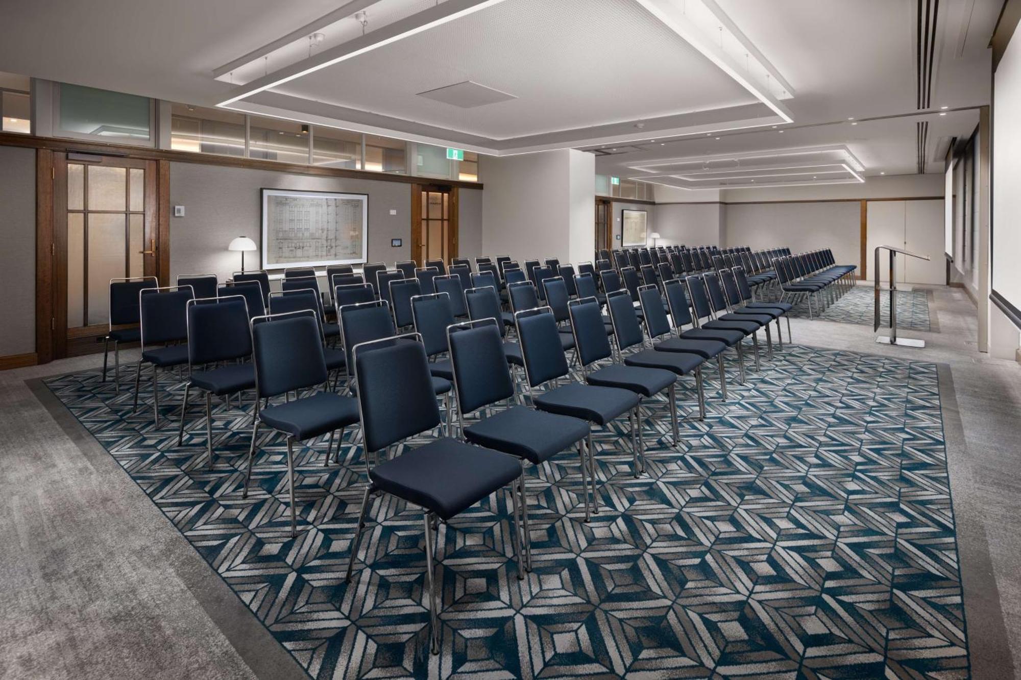 Hilton Melbourne Little Queen Street Extérieur photo The Westin Convention Centre